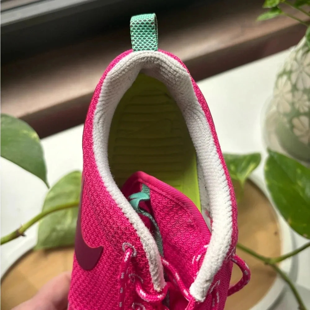 Nike Roshe Runners Womens Size 8.5 Mesh Pink Athletic Shoes - Picture 12 of 14